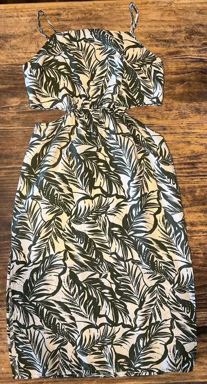 Forever 21 Tropical Palm Leaf Print Side Cutout Midi Dress